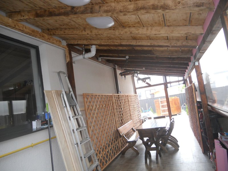 Domnesti - zona Ciutati, strada Foisorului Casa P+1, mobilata complet